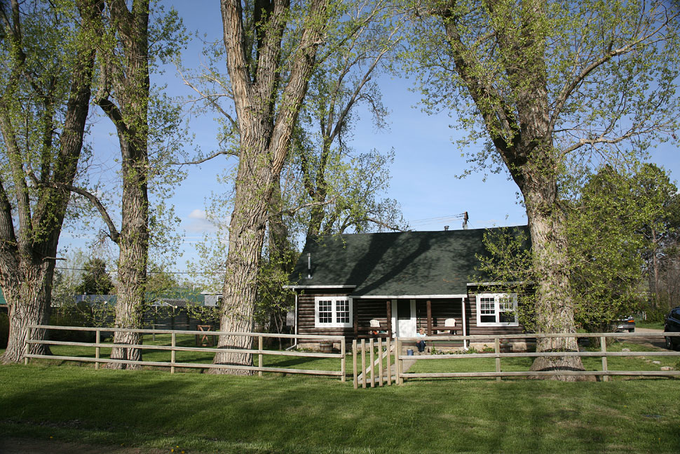 Announces a Historical Big Horn, Wyoming Cabin